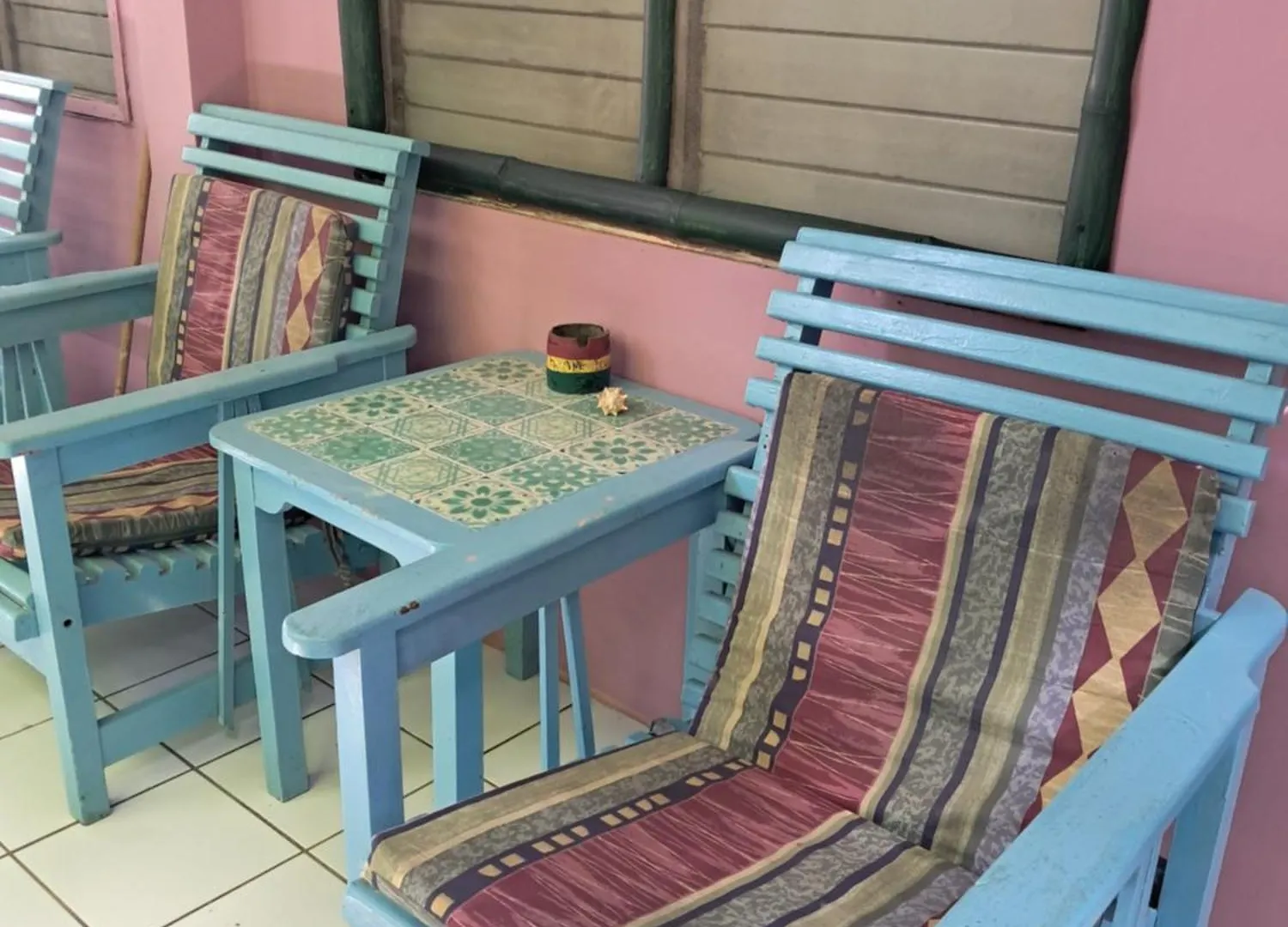 Mom'S Place Negril