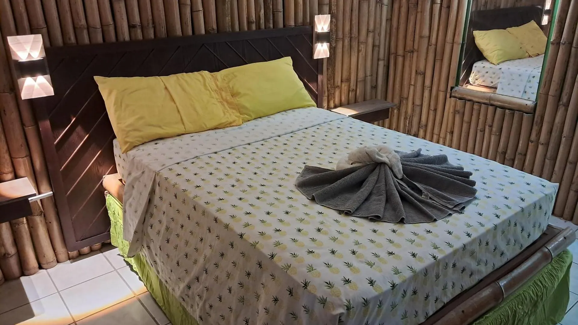 Mom'S Place Negril 4*,