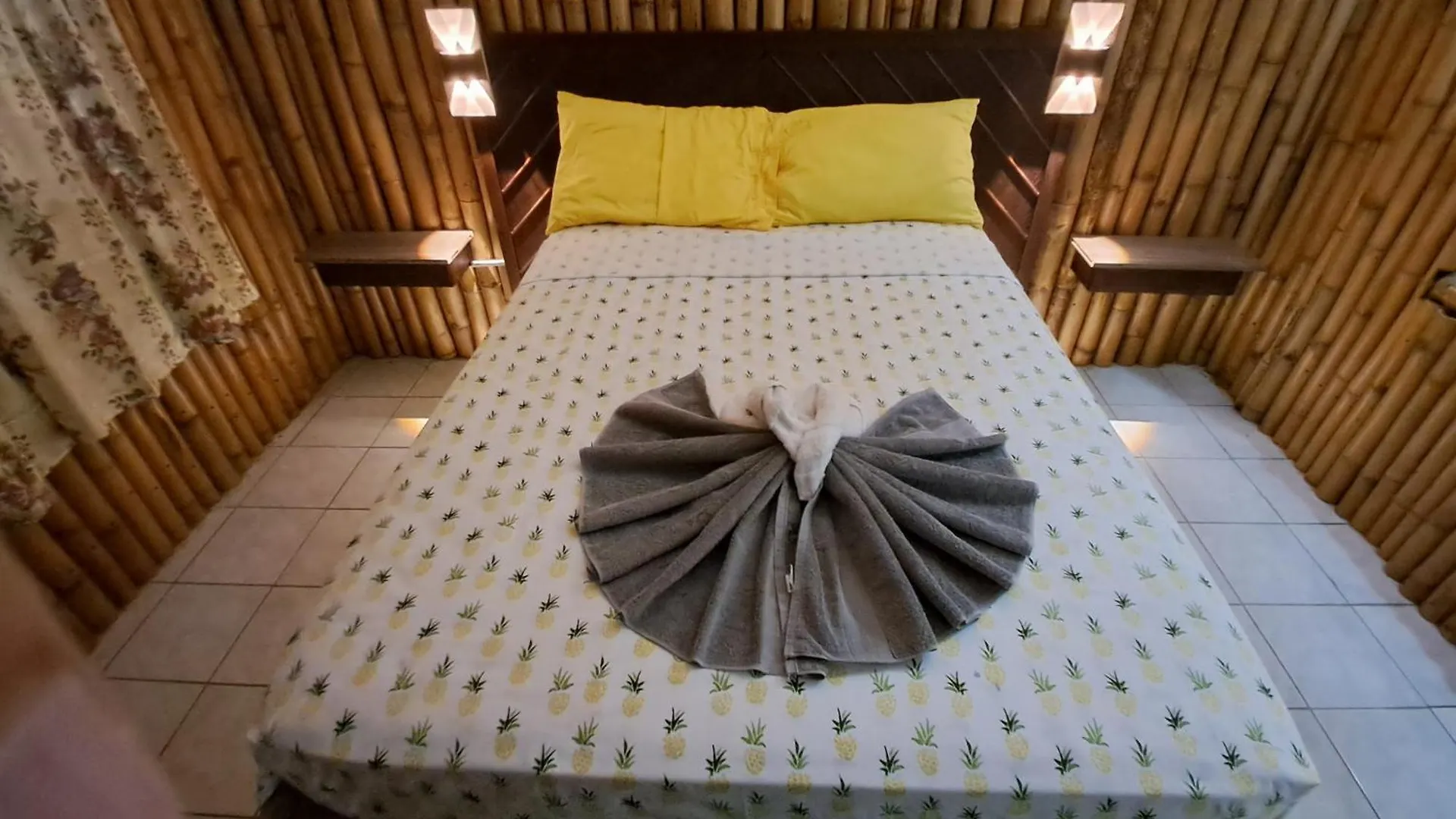 Mom'S Place Negril Hotel