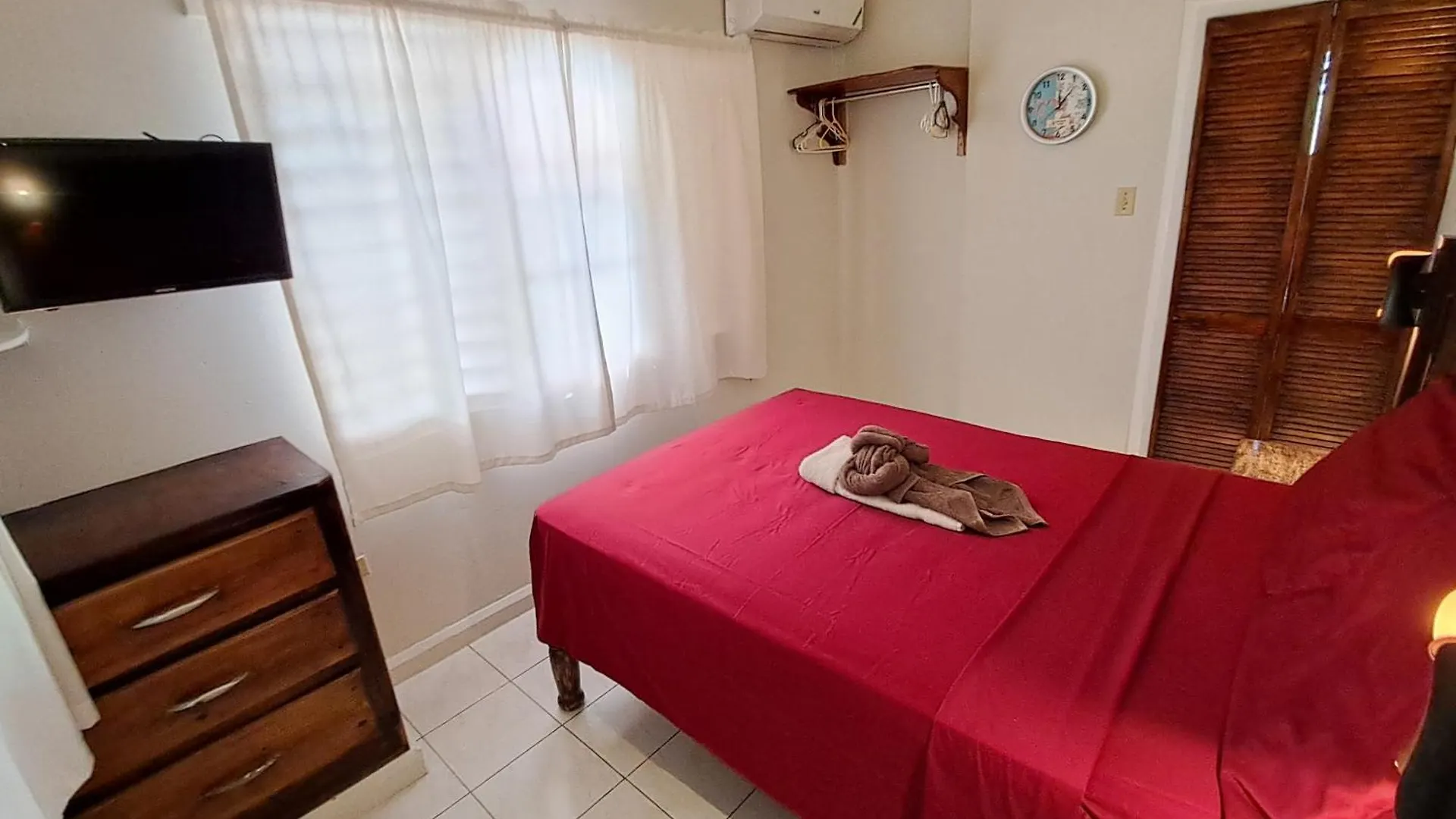 Mom'S Place Negril Hotel